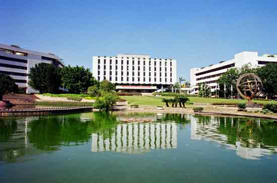 深圳大學(xué)